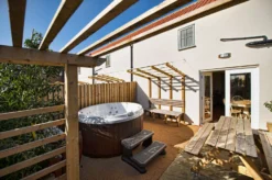 Jacuzzi® J210™ - 4 Person Hot Tub -Blue Wave Supplies A2Zoom Flamingo Land 051 TIF 17548861004 1500x998 162247da baf0 4714 a070 1b6286d35017