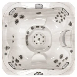 Jacuzzi® J335/J345™ 2014+ ProLast™ Hot Tub Winter Cover