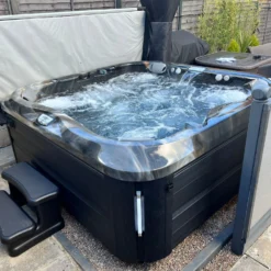 Jacuzzi® J375IP™ - 6 Person Hot Tub With 1 Lounger 29 Jacuzzi® J375IP™ - 6 Person Hot Tub With 1 Lounger -Blue Wave Supplies J375Matthews3Square