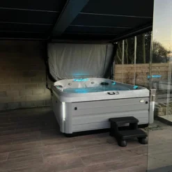 Jacuzzi® J495IP™ - 8-9 Person Hot Tub 27 Jacuzzi® J495IP™ - 8-9 Person Hot Tub -Blue Wave Supplies J495HotTubPlatinumBrushedGrey Maudsley2