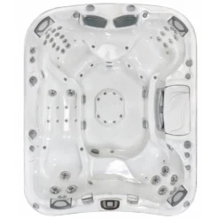 Sundance® Maxxus Sunstrong™ Thermal Hot Tub Cover