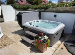 Outdoor Tahiti - 3 Person Hot Tub With 1 Lounger -Blue Wave Supplies OutdoorTahiti 7