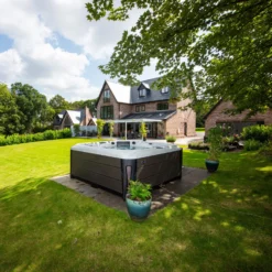 Outdoor Tokyo - 6 Person Hot Tub With 1 Lounger -Blue Wave Supplies OutdoorTokyoHotTubSquare 25 scaled