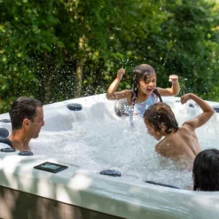 Outdoor Tokyo - 6 Person Hot Tub With 1 Lounger -Blue Wave Supplies OutdoorTokyoHotTubSquare 41 scaled